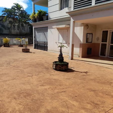 Appartement T3 Proche Aeroport Et Nordev Sainte-Clotilde 外观 照片
