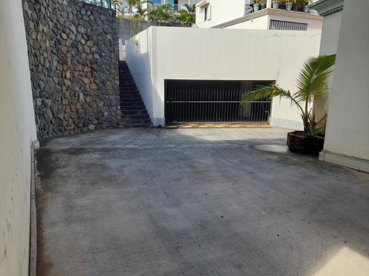 Appartement T3 Proche Aeroport Et Nordev Sainte-Clotilde 外观 照片